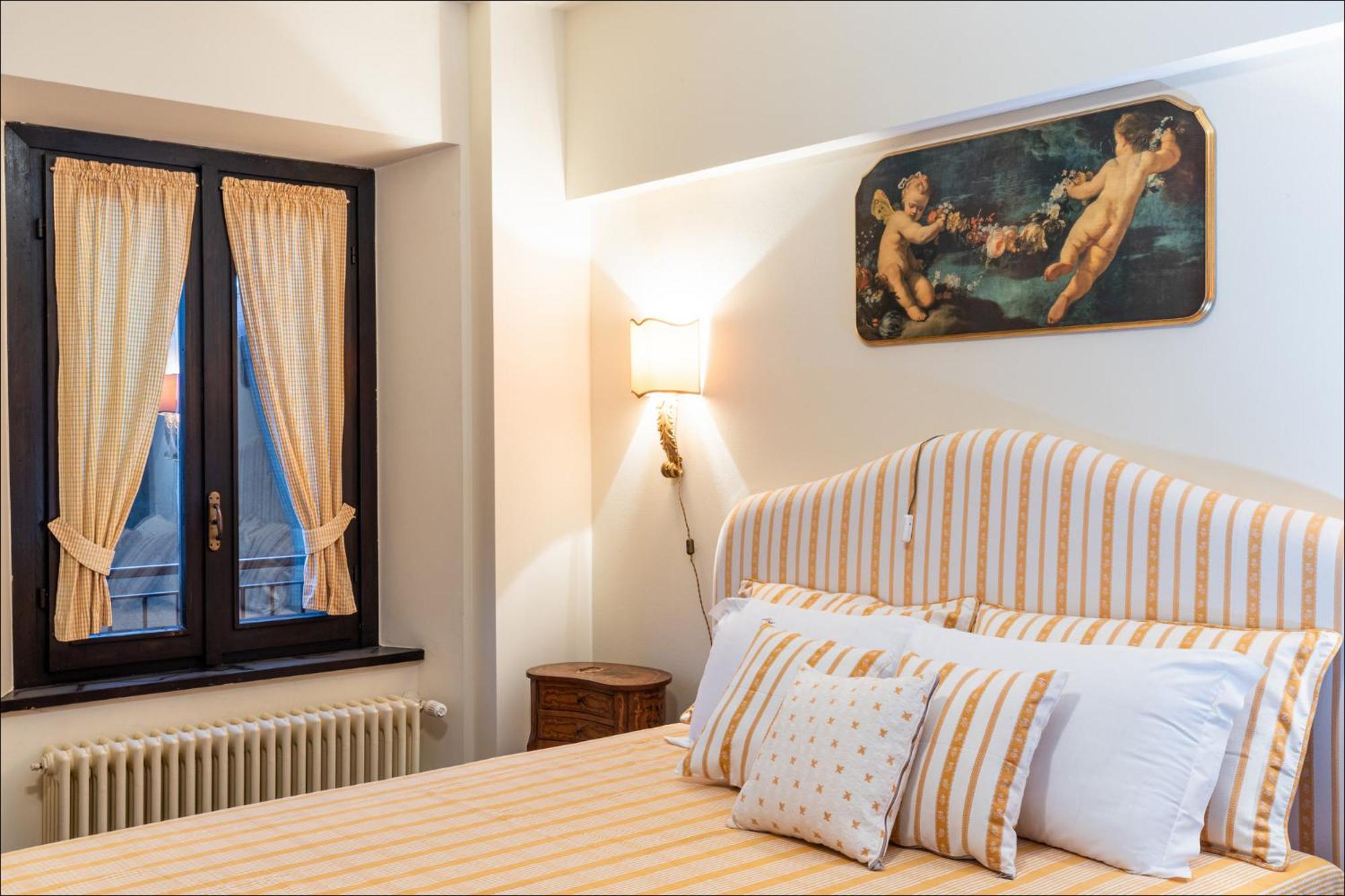 Apartamento Cascina Ravona San Fermo della Battaglia Habitación foto