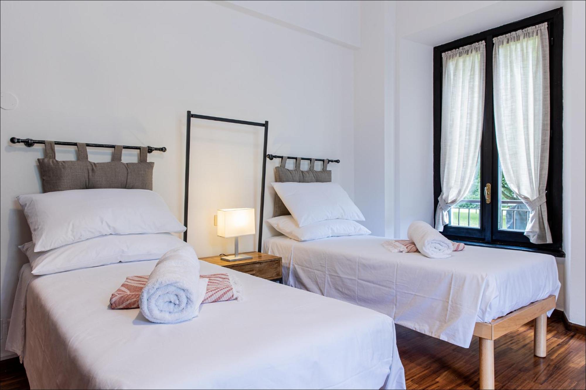 Apartamento Cascina Ravona San Fermo della Battaglia Exterior foto