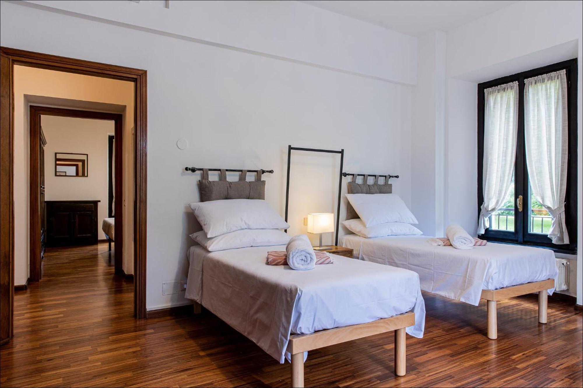 Apartamento Cascina Ravona San Fermo della Battaglia Exterior foto